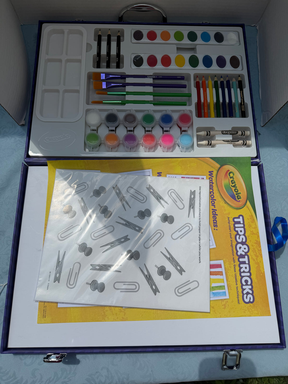 Crayola art kit